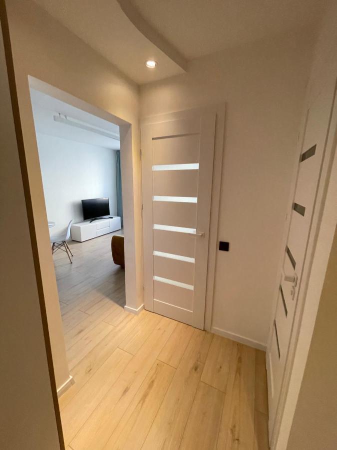 Mb Livinga Apartamentai Taikos G Mažeikiai Dış mekan fotoğraf